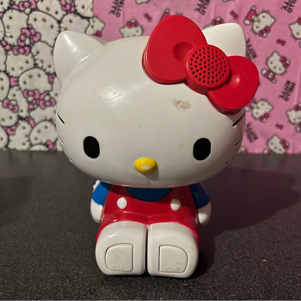 Hello Kitty Speaker Radio